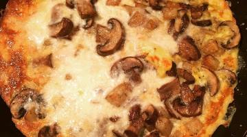 Meatless Monday: Cheesy Potato and Mushroom Egg Frittata